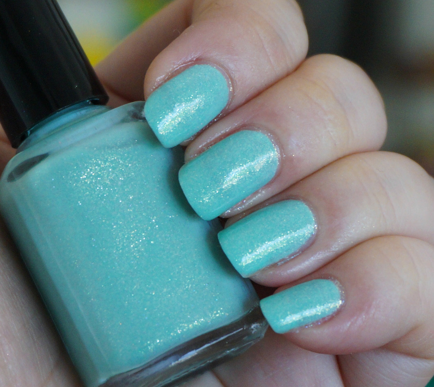 Land of Green Ginger - mint green w/ glass fleck shimmer