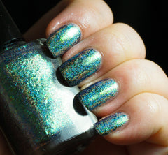 A Field Trip with Butterflies (HOLO) - green/teal/blue mega chrome flakie