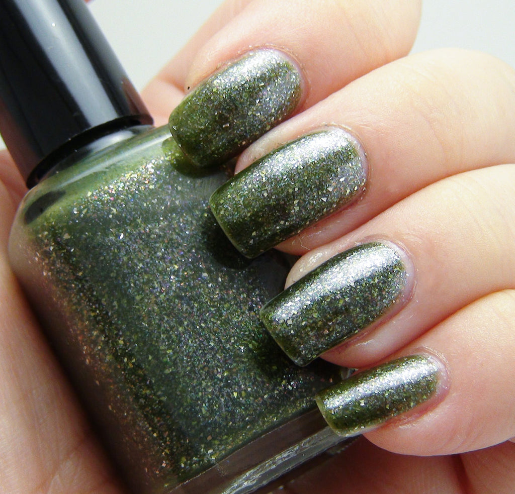 Earthshine (Clair de terre) - dark green jelly w/ flakies DISCONTINUED