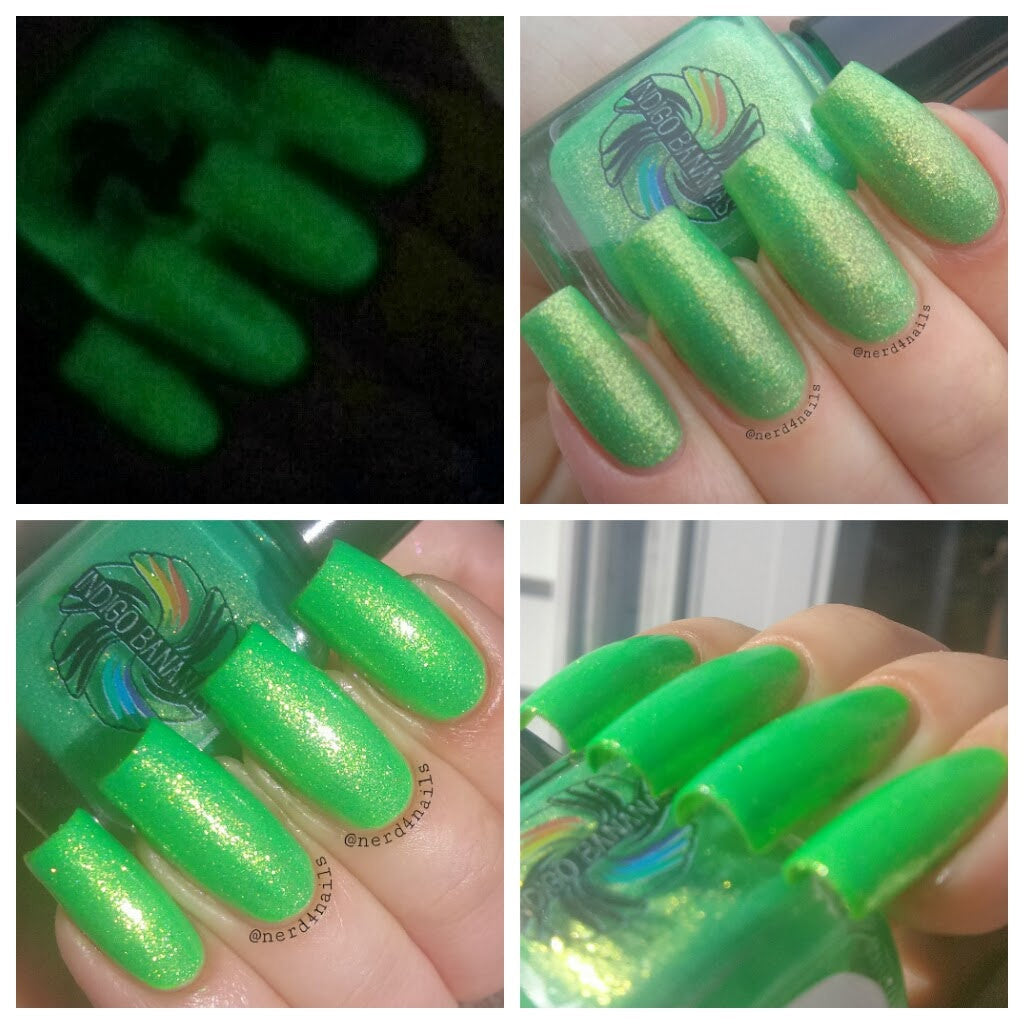 Lime Warp - lime green glass fleck shimmer - GLOWS