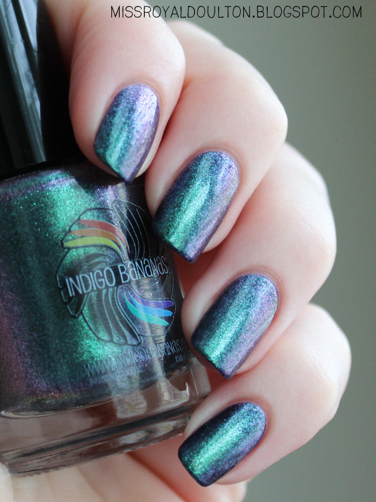 Anansi - green/purple multichrome glass fleck