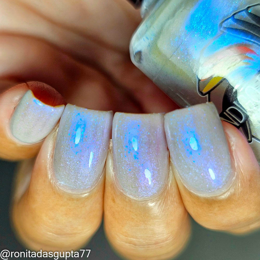 Long Time to be Gone - pale grey - shimmer mix (w/ Auroras) - glow in the dark - matte