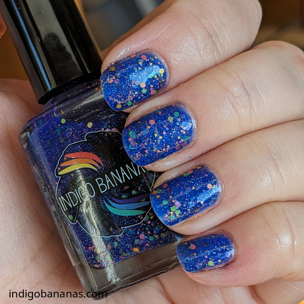 A Peaceful Blue Hole - blue neon glitter - UV reactive